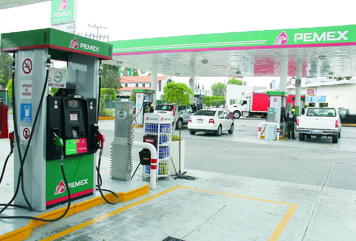 cuánta gasolina produce México